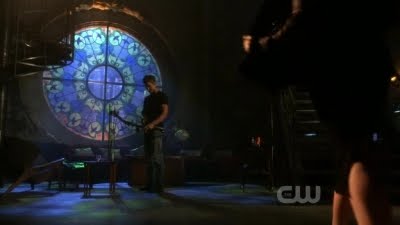 [normal_smallville_9x13_warrior_316.jpg]