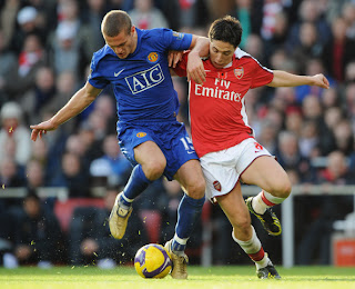 http://2.bp.blogspot.com/_9s3GzFzSD-U/SpQKR4tMVrI/AAAAAAAAAD8/VAZUxP48eZg/s320/arsenal+vs+man+utd..jpg