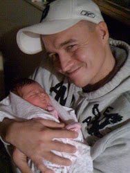 Austin with Kinsley when she was days old