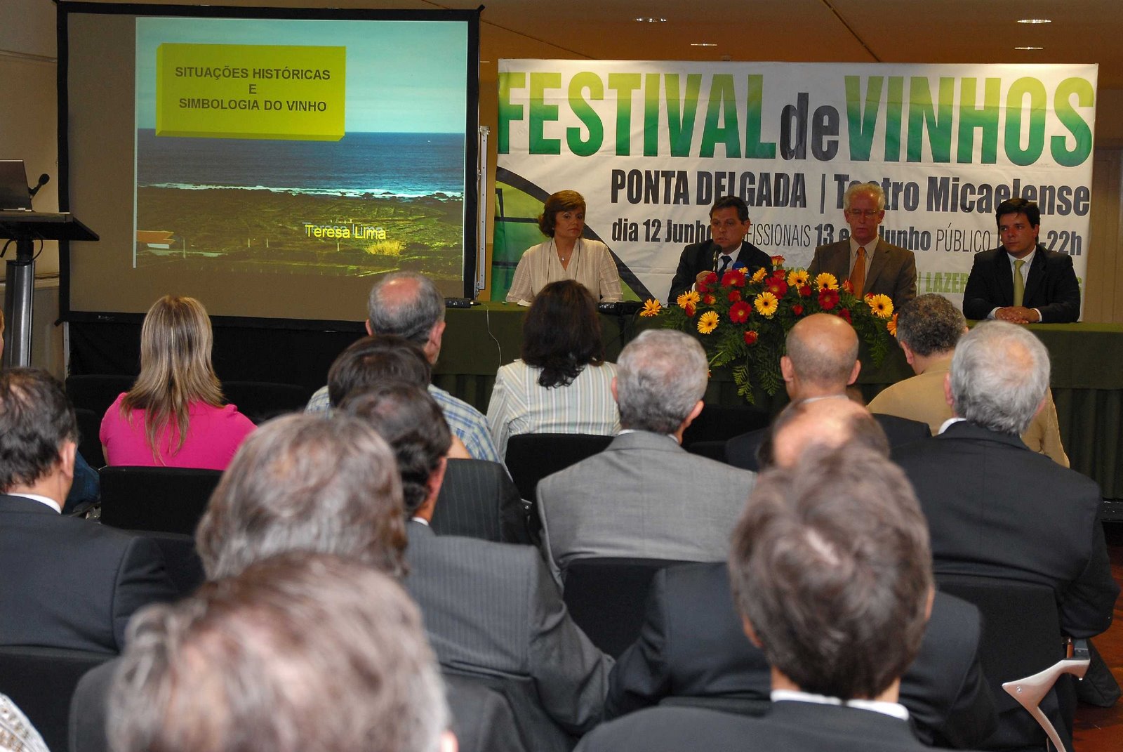 [WINE_+FESTIVAL_SÃO-MIGUEL.JPG]