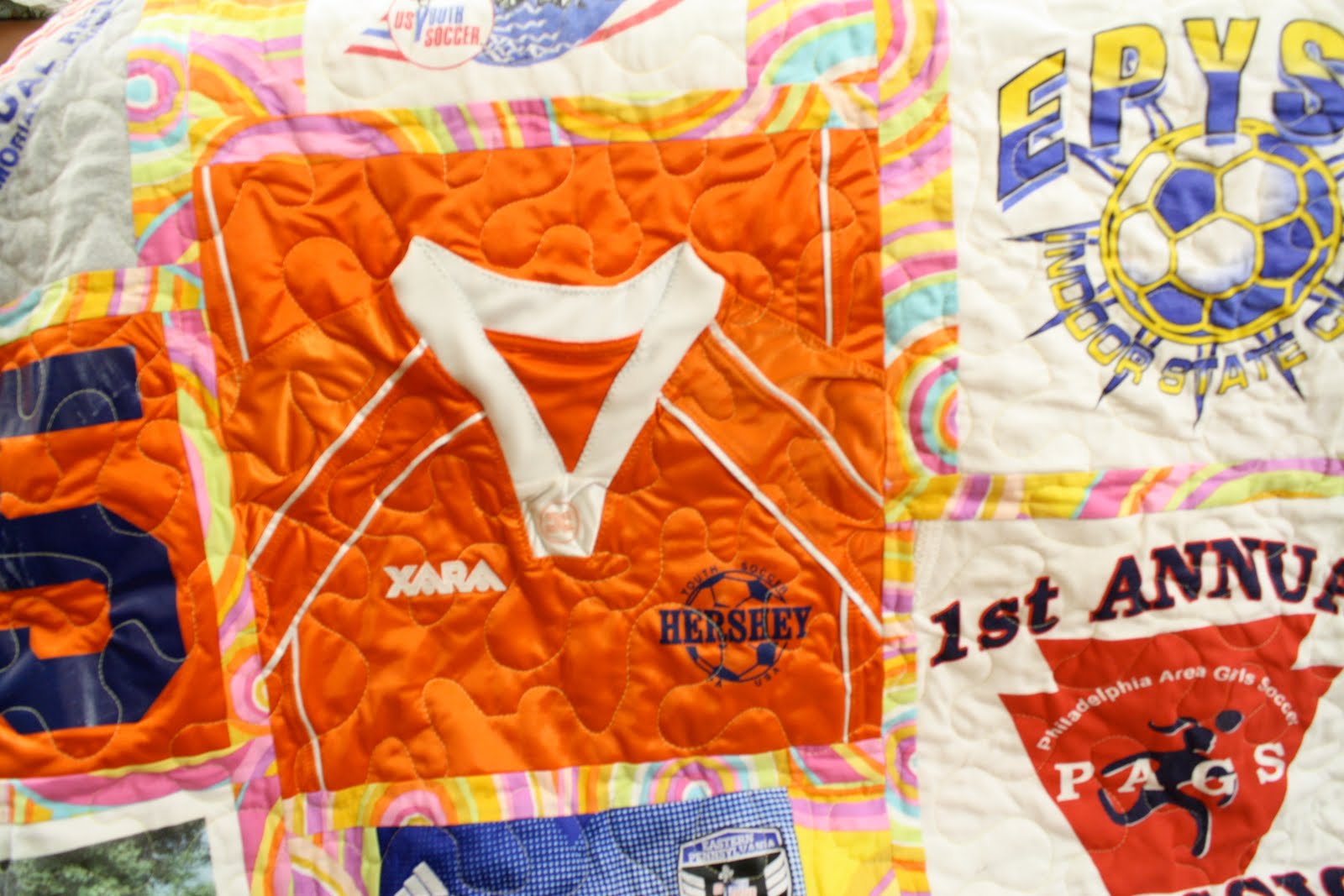 b sue sews Caroline's Tshirt Quilt