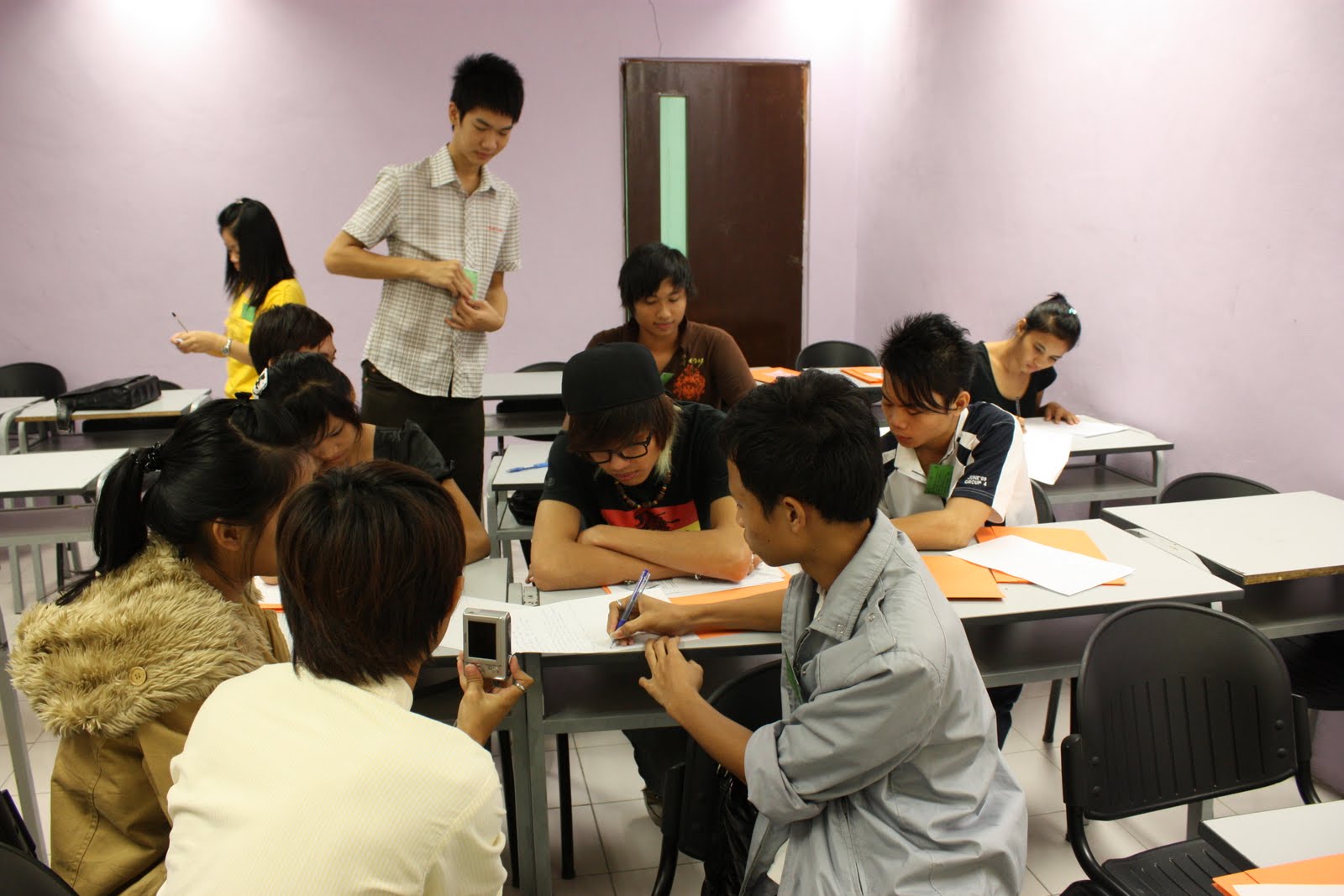 Almacrest International College