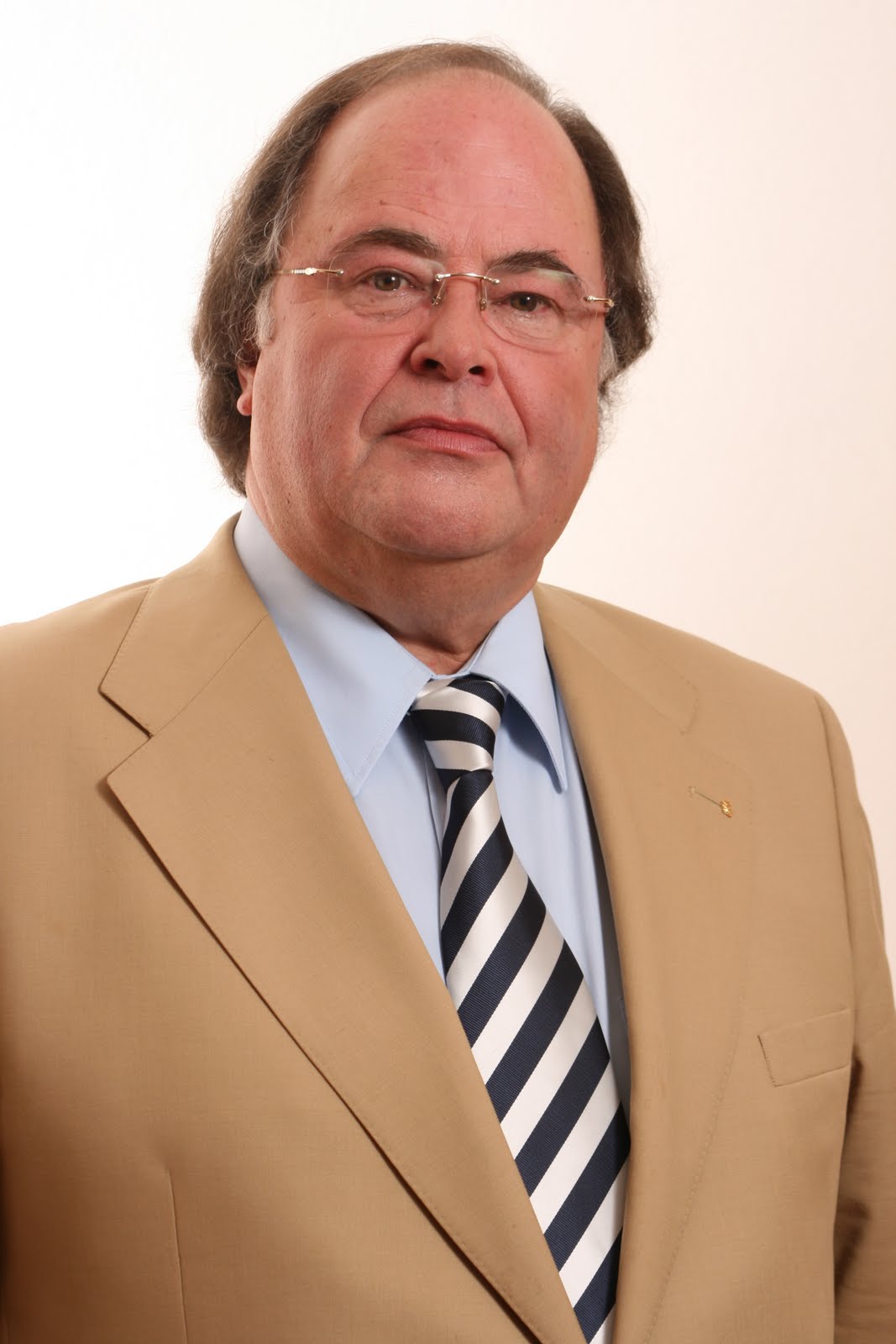 [M+Reis+Ferreira.JPG]