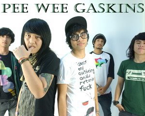 peeweegaskin manggung disuruh turun sama penonton peeweegaskin manggung disuruh turun sama penonton