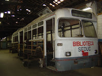 Trolebus Fiat nas dependências da garagem da CET - Santos - antiga CSTC/SMTC/CITY - na Vila Matias