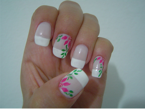 unha-francesinha-decorada Unhas Francesinha Passo a Passo - Fotos e Modelos - 2019 unha-francesinha-decorada