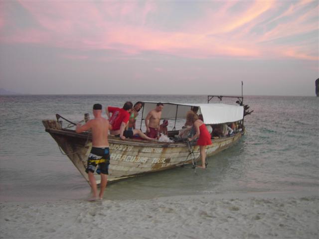 [PICT3496+(Small).JPG]