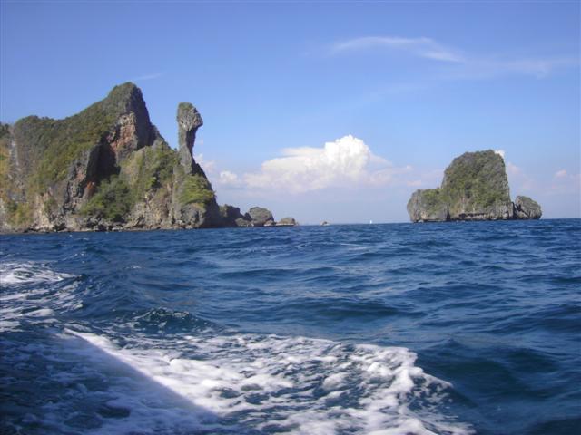 [PICT3427+(Small).JPG]