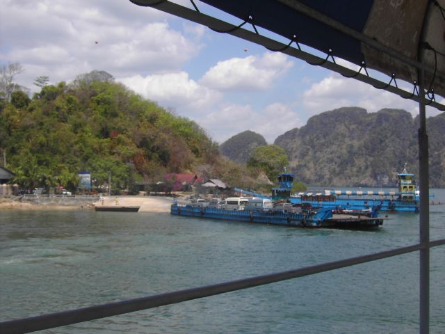 [PICT2652.JPG]