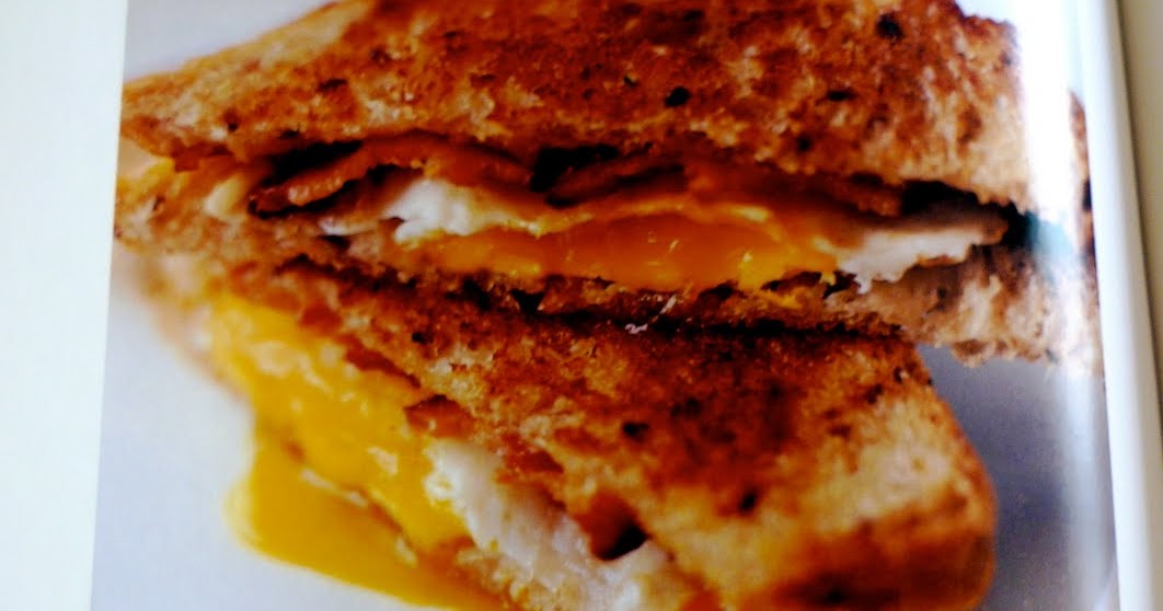 Bon Appétempt grilled bacon, egg, and cheddar cheese breakfast sandwiches