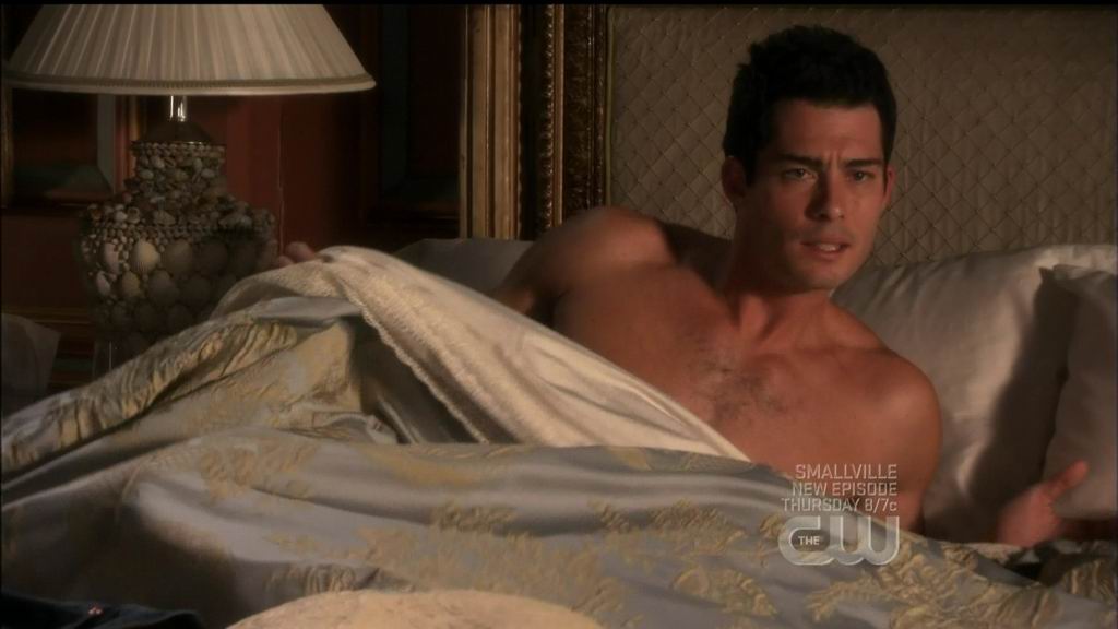 iiBrianHallisay_Privileged_20090113_s1e14_AllAboutToughLove_01.jpg 