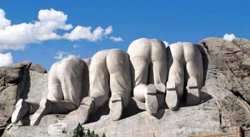 Will Obama end up on Mount Rushmore? The+back+of+Mt+Rushmore