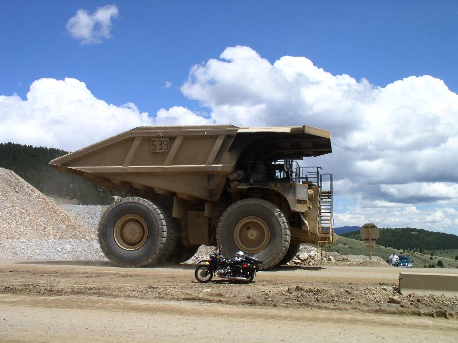Big Mining Trucks