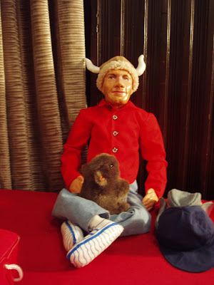The Wombat meets the Chris Baty doll