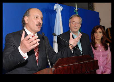 Jorge Yoma, junto a Néstor Kirchner y Cristina Fernández Wilhelm
