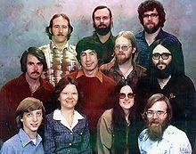 Picture-workers with workers at the beginning of Microsoft Disember 7, 1978