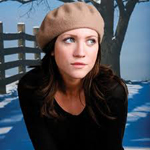 Sarah ( Brittany Snow )