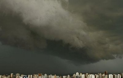 [camboriuenchente4.jpg]