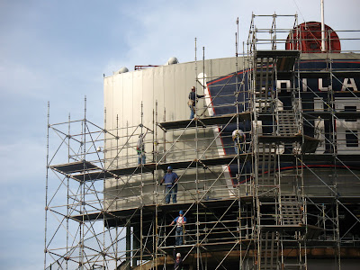 Wrigley Field Scoreboard Renovations 26
