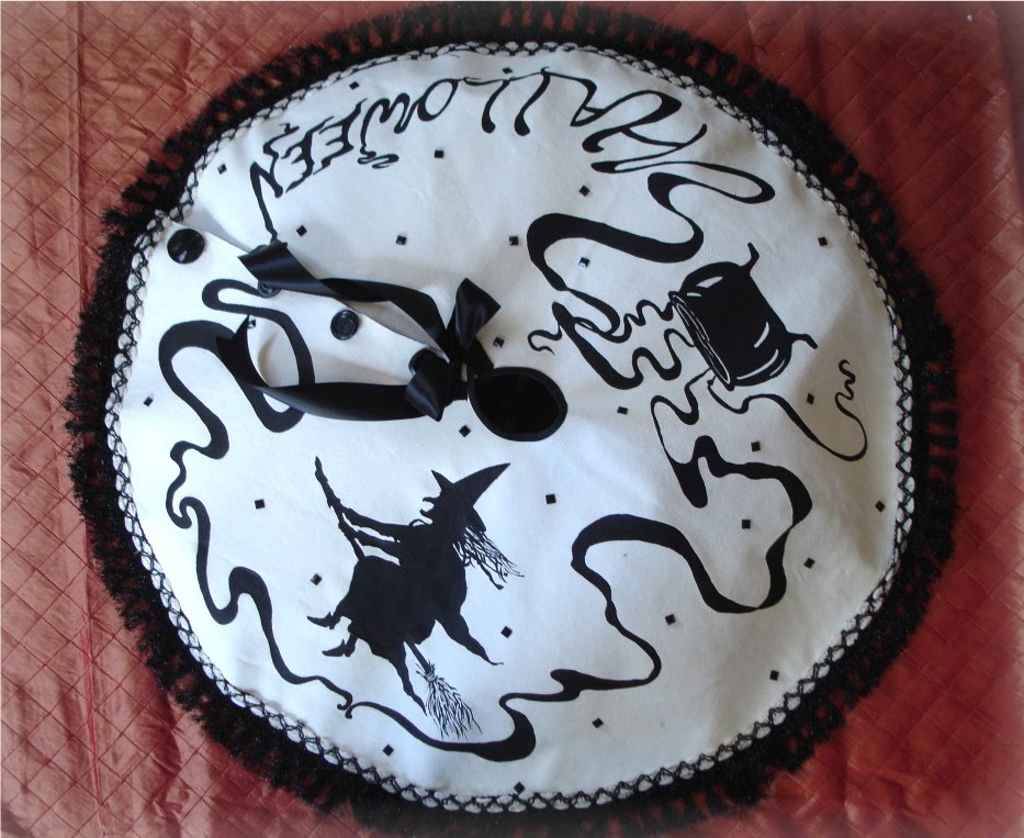 Sweet B Folk Art New Tree Skirt for Halloween