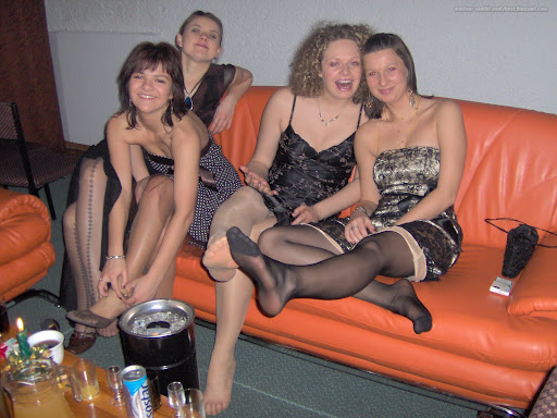 Naked pictures of german girls