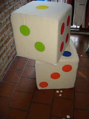 ARTE & JUEGO - JUEGOS GIGANTES: DADOS GIGANTES / GENERALA