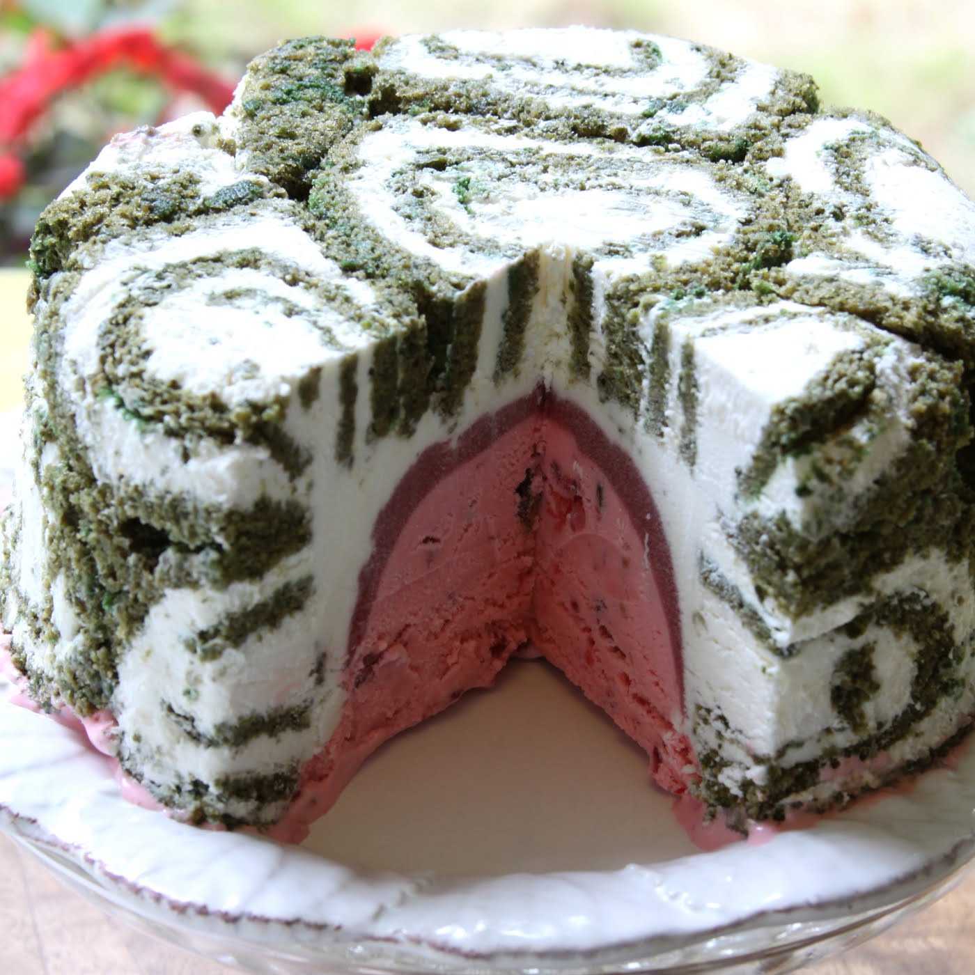 ShowFood Chef Ice Cream Cake; It's the Bombe Daring Bakers July 1010