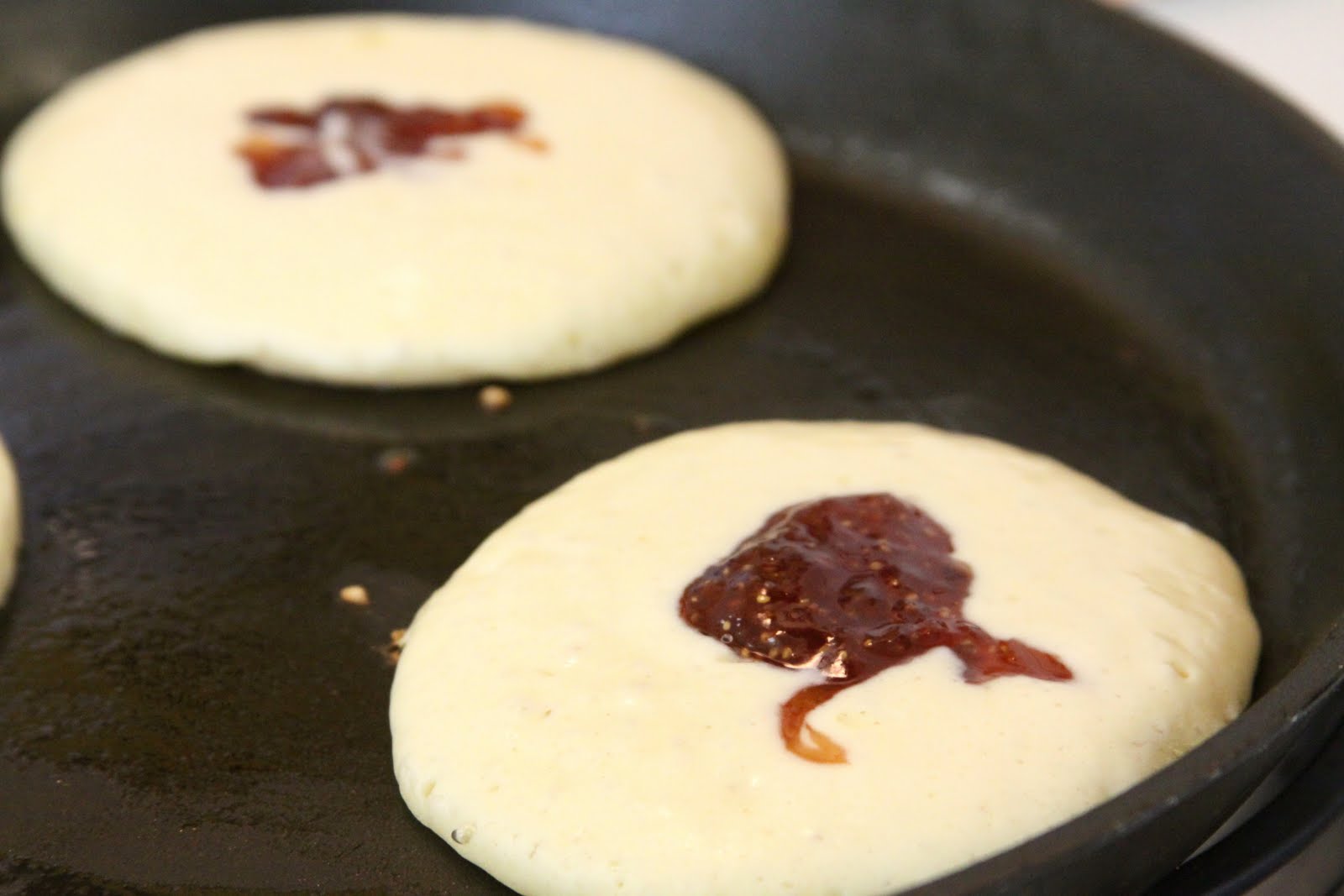 ShowFood Chef Buttermilk Brown Sugar Pancakes Simple Saturday