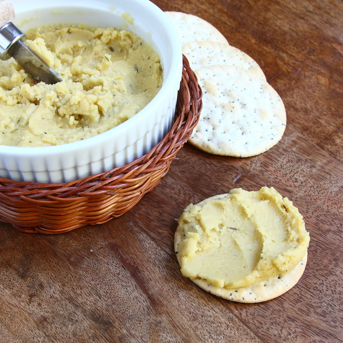 ShowFood Chef 10 Minute Roasted Hummus Simple Saturday