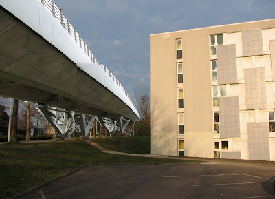 Métro aérien aux Longs Champs