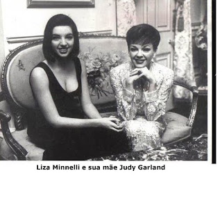 Fotos antigas de gente muito famosa Liza+Minnelli+and+her+mother+Judy+Garland+Liza+Minnelli+e+sua+m%C3%A3e+Judy+Garland