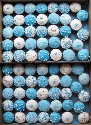 Christening+cupcakes+for+boys