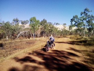 [Pic_Wait+theres+more..jpg]