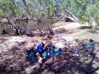 [Pic_Cox+river..smoko+break.jpg]