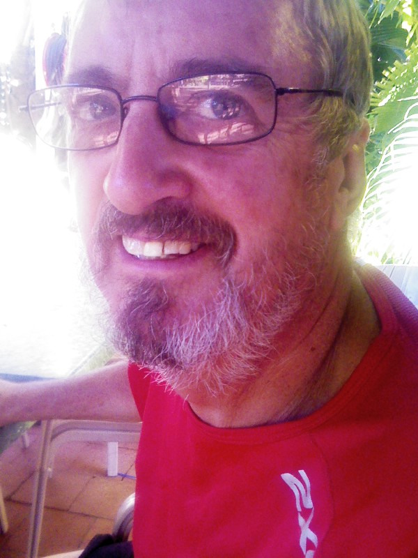 [Pic_Should+Dean+keep+the+whiskers..vote+.jpg]