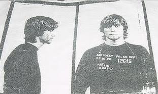 Foto tirada na delegacia quando Kurt foi preso...Motivo Pixando monumento da cidade...rs