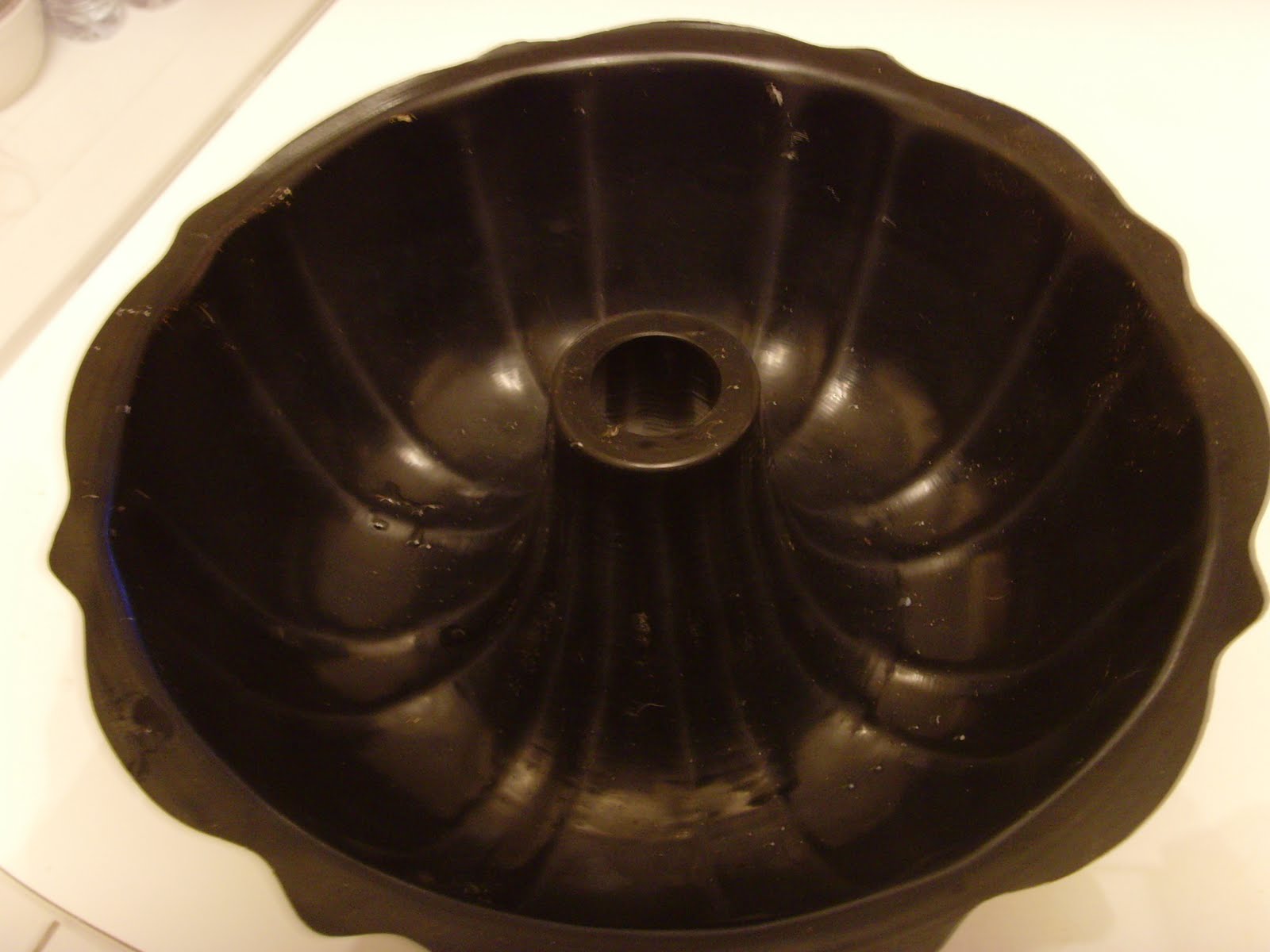 Lily's Pad and Petals Bundt Pan Planter