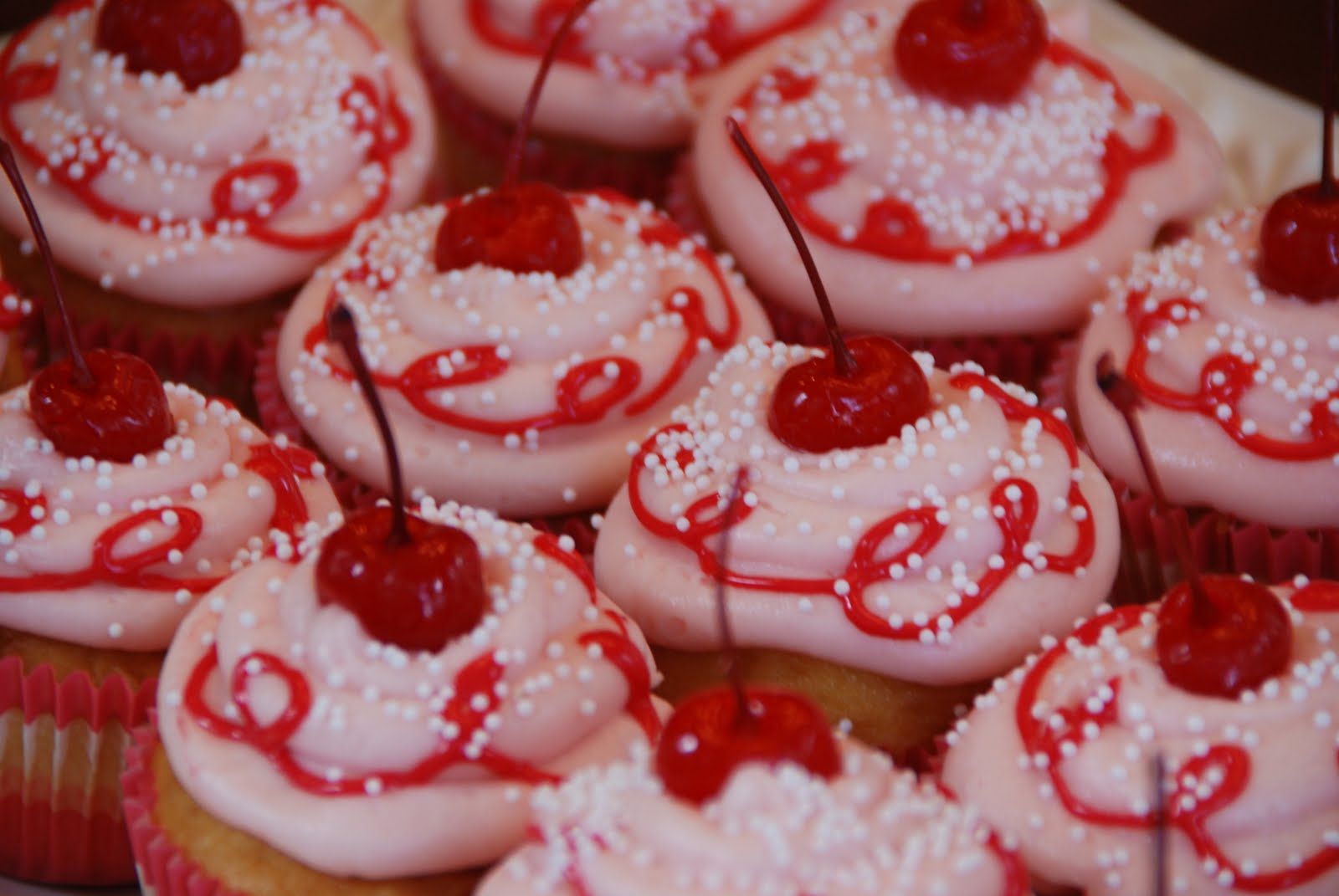 pinkalicious cupcakes