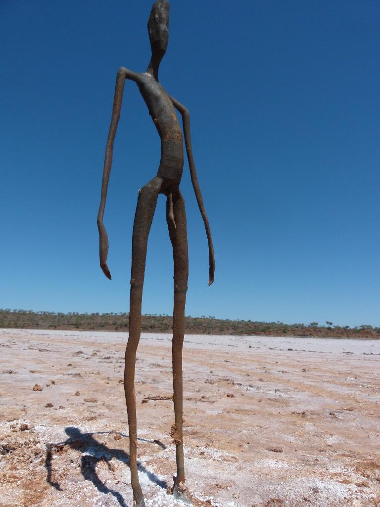 Douglas Walkabout 2010 and 2014 Ghost Towns, Statues and Living in the Desert