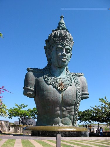 garuda wisnu kencana