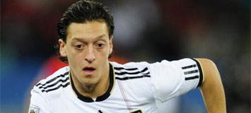 Los fichajes del Real Madrid (28/07/10) Los fichajes del Real Madrid (28/07/10)