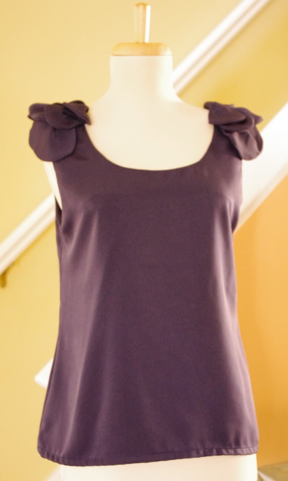 SewPetiteGal Petaled Shoulder Sleeveless Top DIY Tutorial