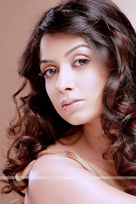 Bollywood Paradize: Bollywood Model Neha Mishra