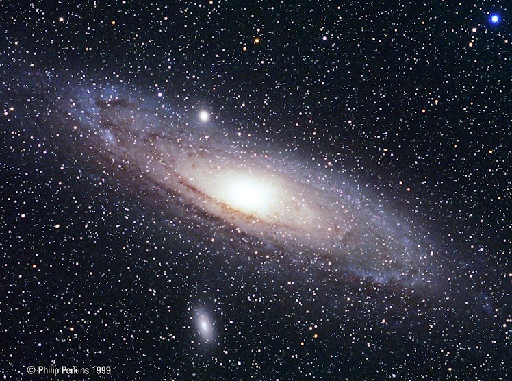 Un conglomerado de estrellas y más: Galaxia Andrómeda a 2,3 millones de Años Luz de la Tierra.