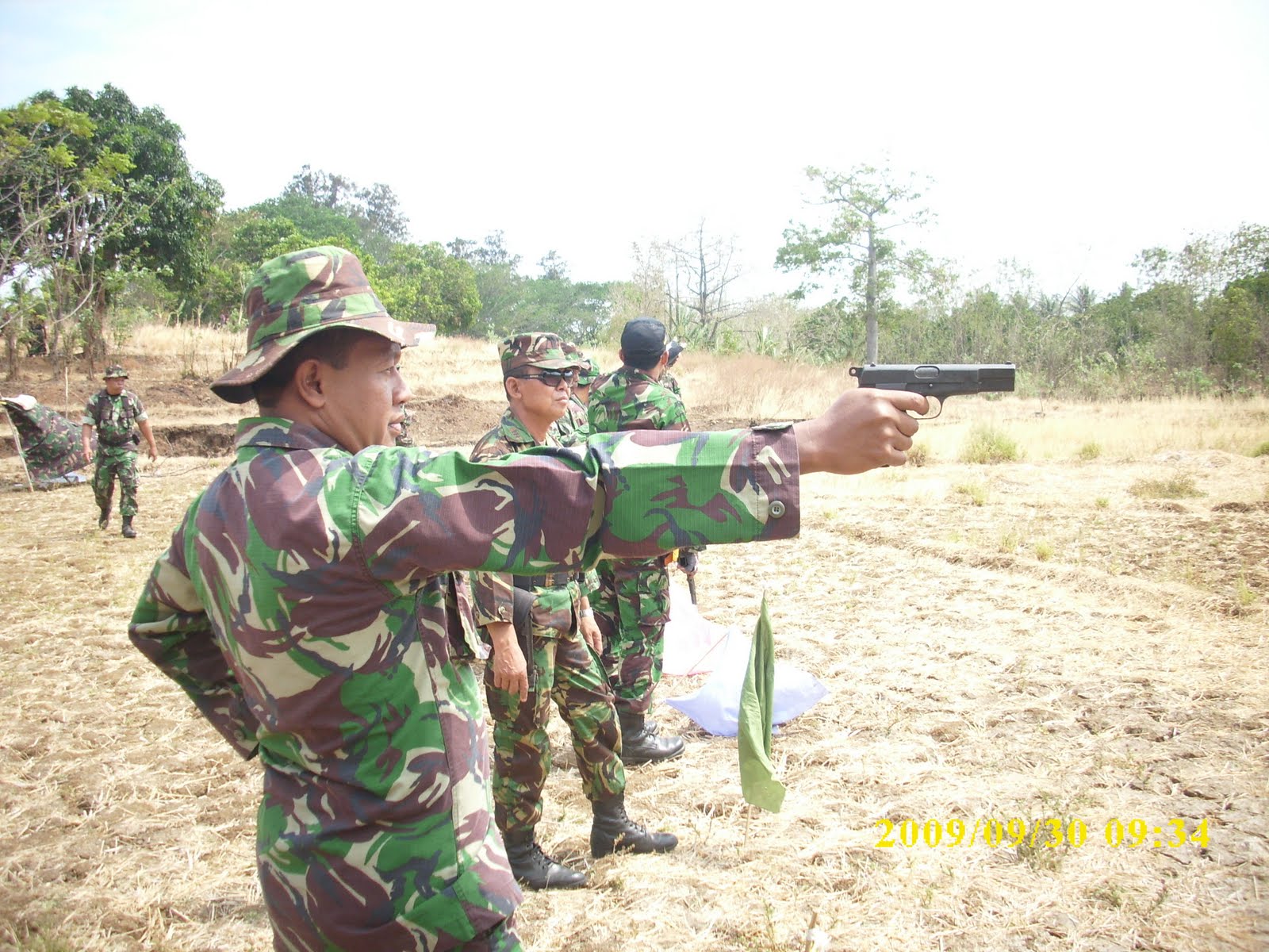 [DSCI0001.JPG]