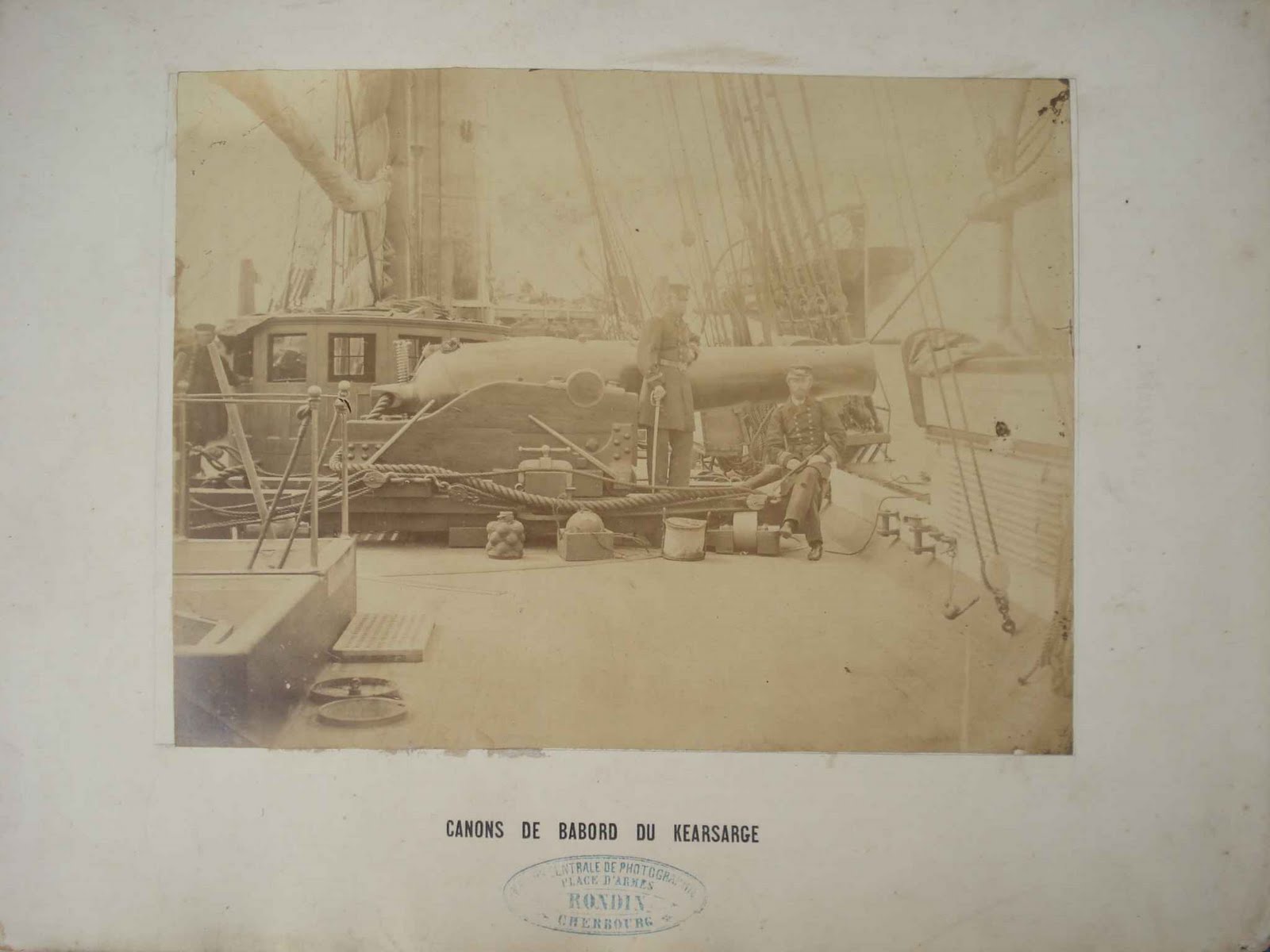 [photos+rondin+001b-1.jpg]