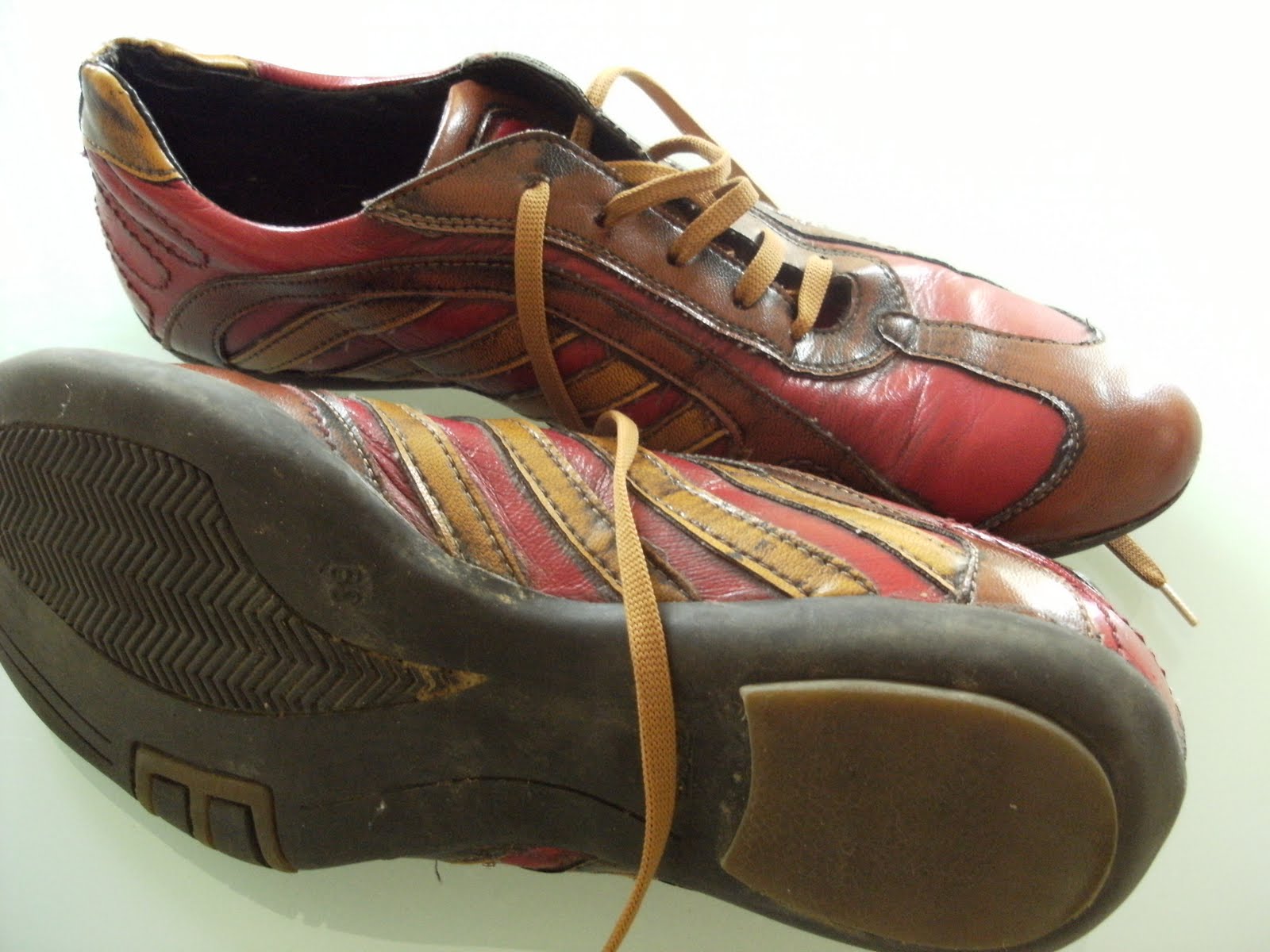 chaussures dorées san marina