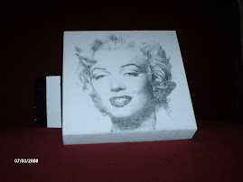 CAJA GLAMOROSA DE MARILYN MONROE