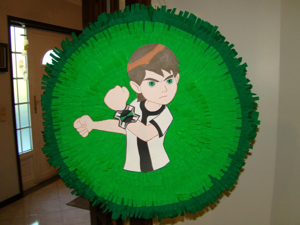 Ben 10 Pinata