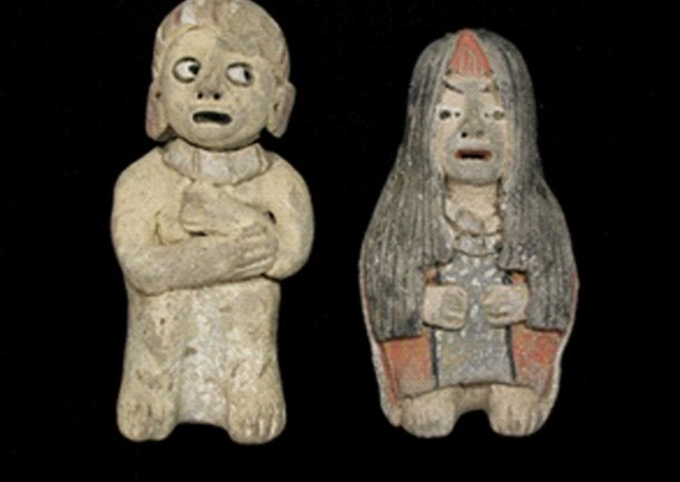 strombo figuras de barro caral conchas marinas